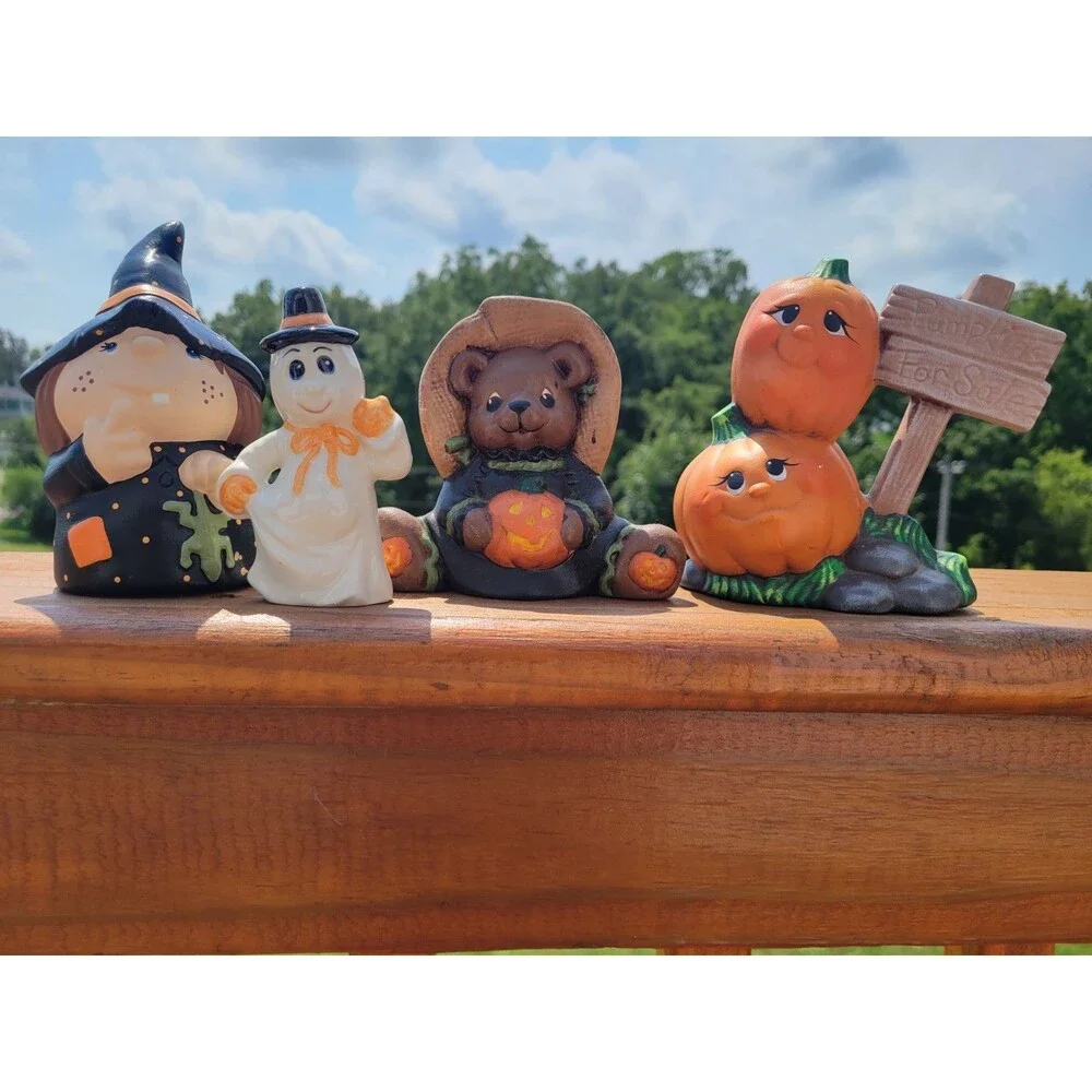 LOT OF VINTAGE HALLOWEEN CERAMIC FIGURES GHOST PUMPKINS BEAR WITCH